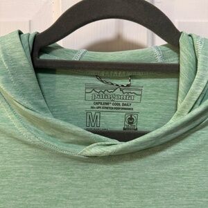 Patagonia women's cool hoodie